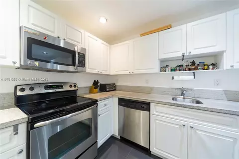 10185 Collins Ave #208, Bal Harbour, FL 33154