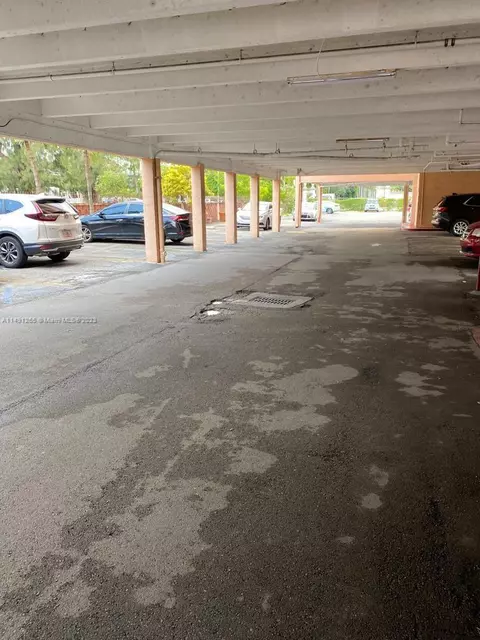440 E 23rd St #1302, Hialeah, FL 33013 photo 32