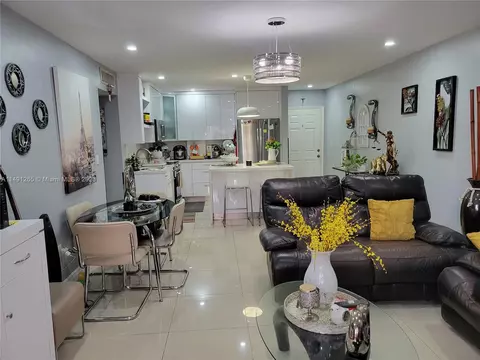 440 E 23rd St #1302, Hialeah, FL 33013 photo 3