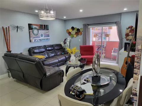 440 E 23rd St #1302, Hialeah, FL 33013 photo 4