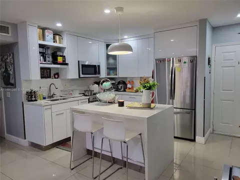 440 E 23rd St #1302, Hialeah, FL 33013
