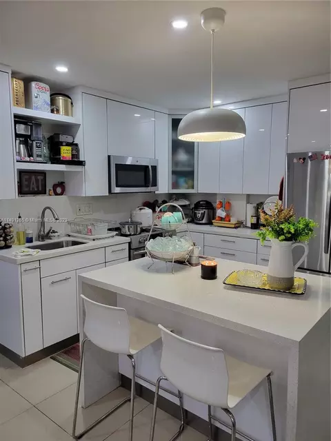440 E 23rd St #1302, Hialeah, FL 33013 photo 8