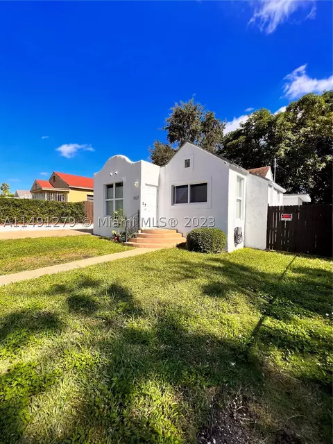 1527 SW 20th Ave, Miami, FL 33145