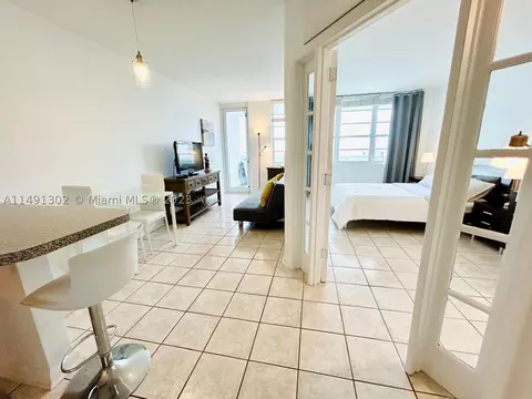 100 Lincoln Rd #1019, Miami Beach, FL 33139