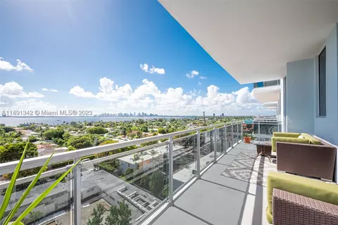 7901 Hispanola Ave #810, North Bay Village, FL 33141