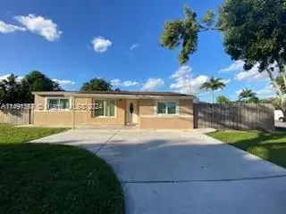 6901 Park St, Hollywood, FL 33024