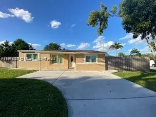 6901 Park St, Hollywood, FL 33024