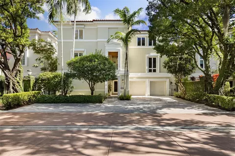 3509 Bayshore Villas Dr, Miami, FL 33133