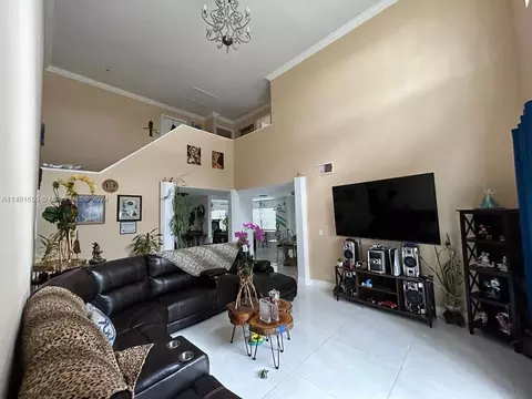 Undisclosed, Hialeah, FL 33015 photo 16