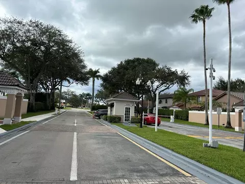 Undisclosed, Hialeah, FL 33015 photo 24