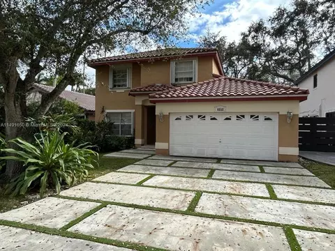 Undisclosed, Hialeah, FL 33015 photo 2