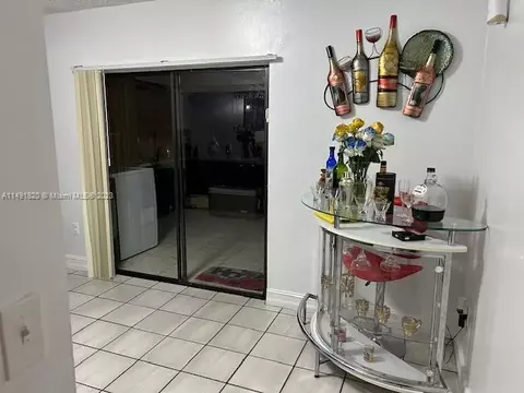 2186 W 60th St #20106, Hialeah, FL 33016 photo 4