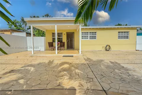 1661 NW 111th St, Miami, FL 33167