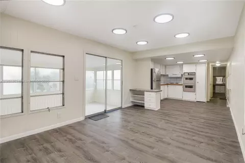 4166 2nd Ct, Lantana, FL 33462