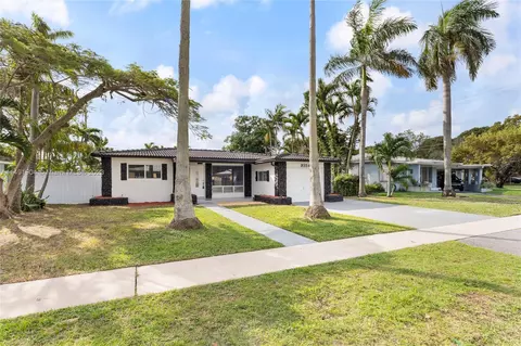 3254 Lincoln St, Hollywood, FL 33021
