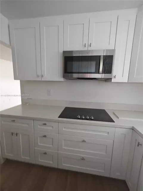 13500 NE 3rd Ct #403, North Miami, FL 33161