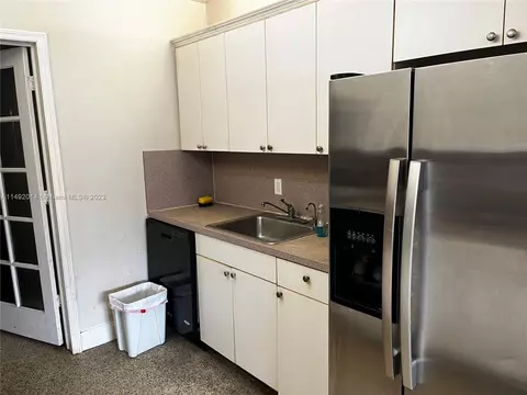 637 E 52nd St, Hialeah, FL 33013 photo 13