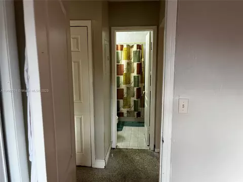 637 E 52nd St, Hialeah, FL 33013 photo 25