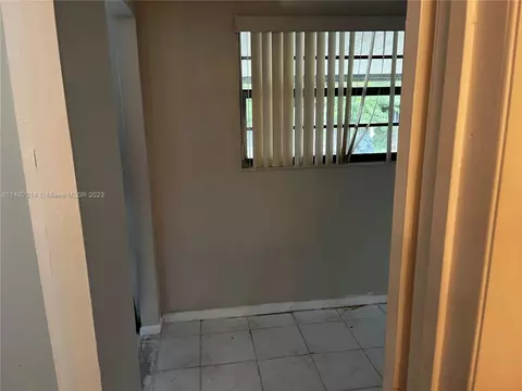 637 E 52nd St, Hialeah, FL 33013 photo 18