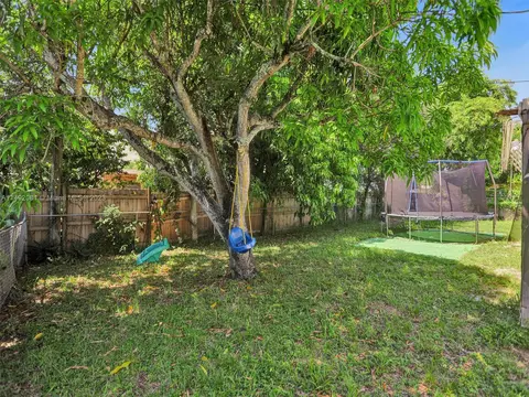 17520 NE 7th Pl, Miami, FL 33162 photo 23