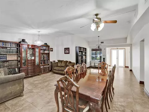 17520 NE 7th Pl, Miami, FL 33162 photo 7