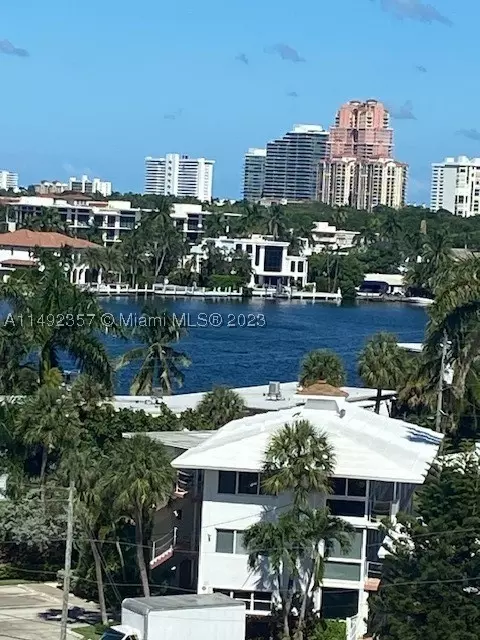 2555 NE 11th St #808, Fort Lauderdale, FL 33304