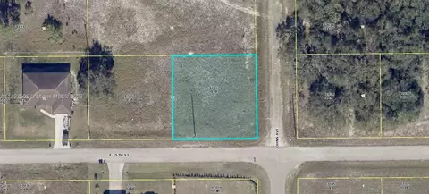 3507 E 15th St, Lehigh Acres, FL 33972