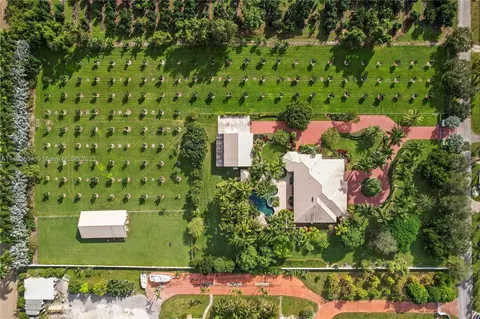24351 SW 140th Ave, Homestead, FL 33032