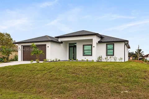 4304 28th St SW, Lehigh Acres, FL 33976