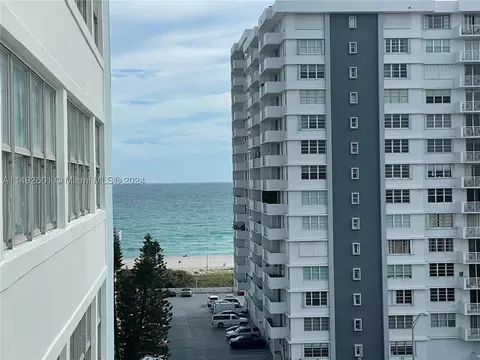 5838 Collins Ave #8G, Miami Beach, FL 33140