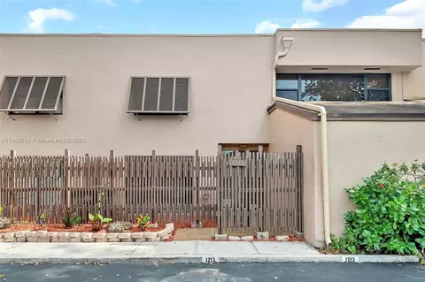 1213 NW 123rd Ave, Pembroke Pines, FL 33026