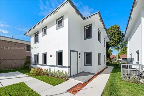 1864 NW 69th Ter, Miami, FL 33147