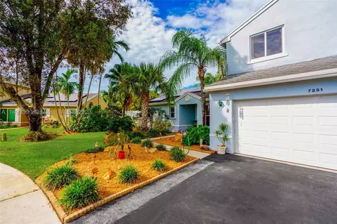 7251 SW 39th Ct, Davie, FL 33314