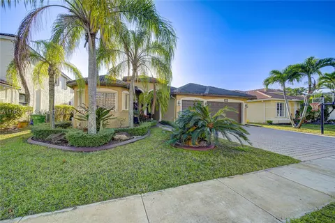 3165 SW 189th Ter, Miramar, FL 33029