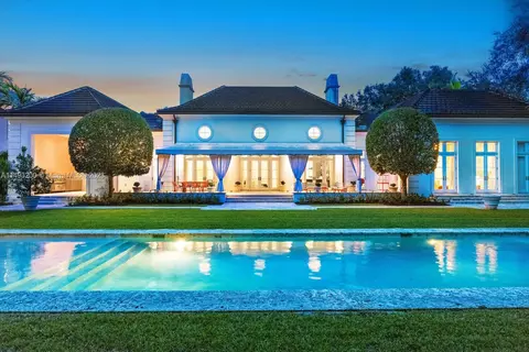 630 Sunset Dr, Coral Gables, FL 33143