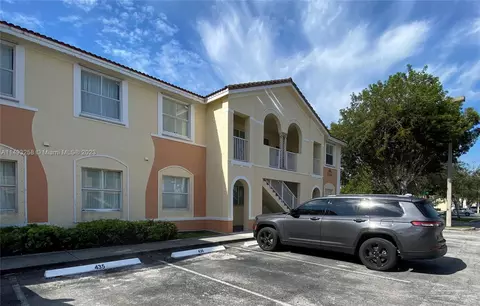 2900 SE 17th Ave #200, Homestead, FL 33035