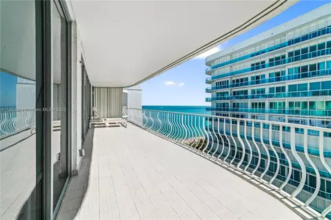 10155 Collins Ave #PH03, Bal Harbour, FL 33154