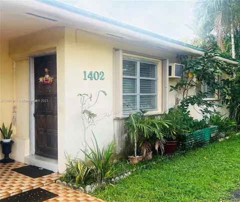 1400 SW 74th Ave, Miami, FL 33144