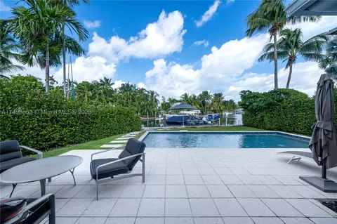 1277 Biscaya Dr, Surfside, FL 33154