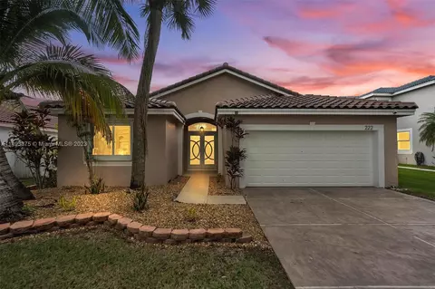 222 SW 179th Ave, Pembroke Pines, FL 33029