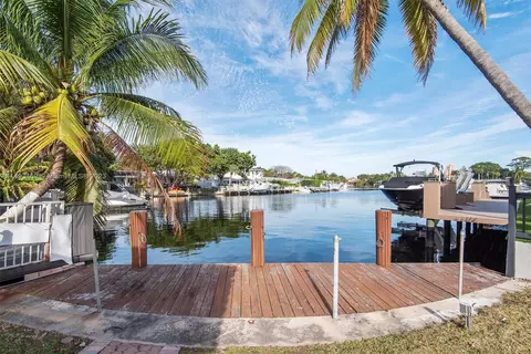 1900 NE 22nd Ter, Fort Lauderdale, FL 33305