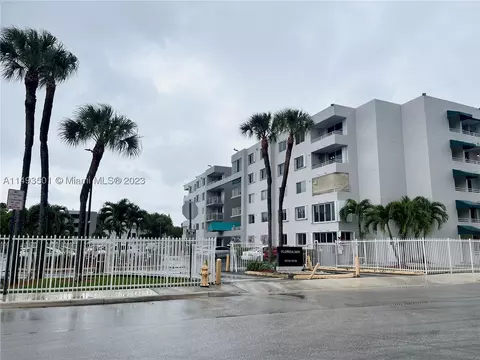11755 SW 18th St #203, Miami, FL 33175