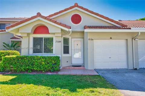 7584 S Pinewalk Dr S #7584, Margate, FL 33063