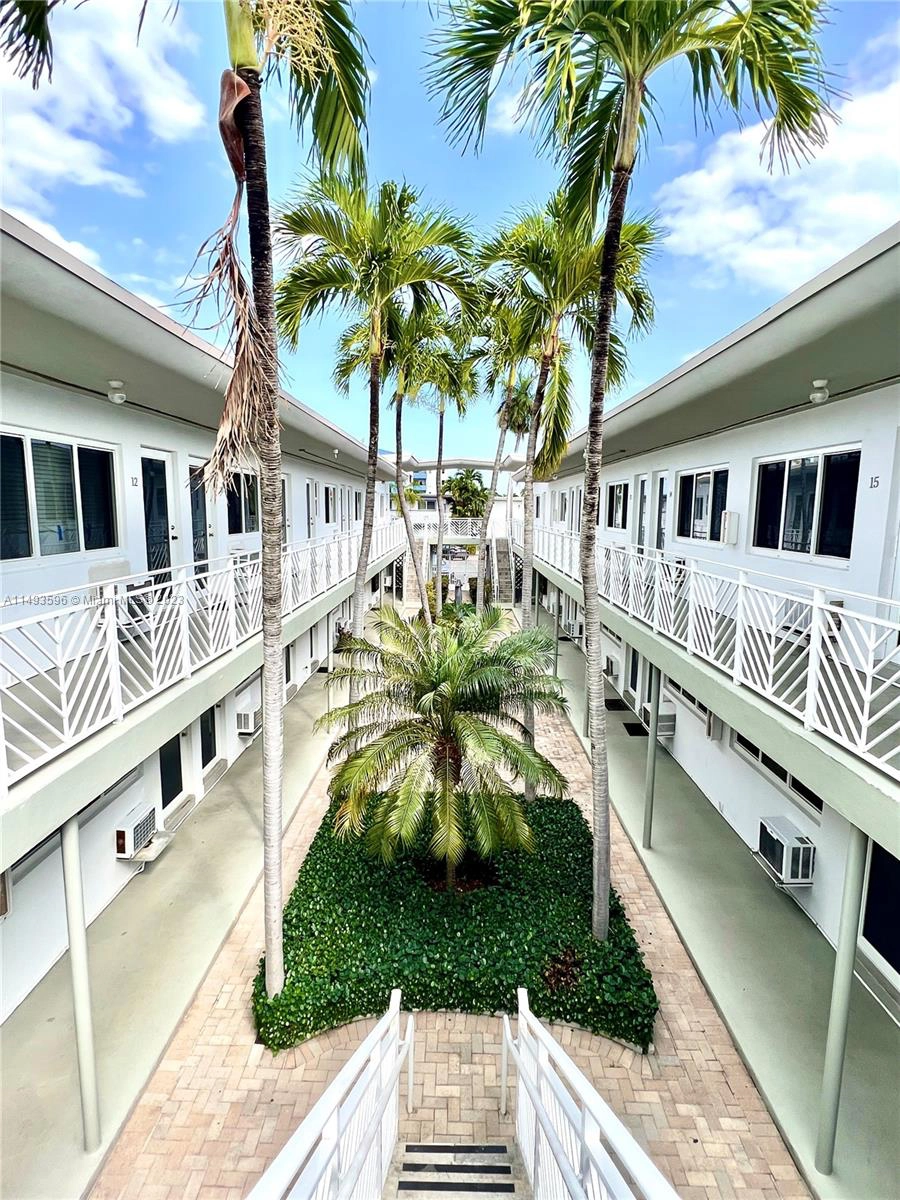 7430 Byron Ave Unit 15A