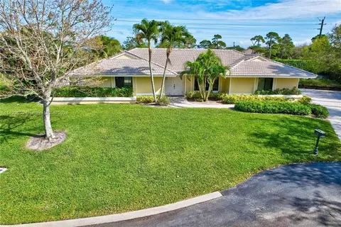 18701 SE River Ridge Rd, Tequesta, FL 33469