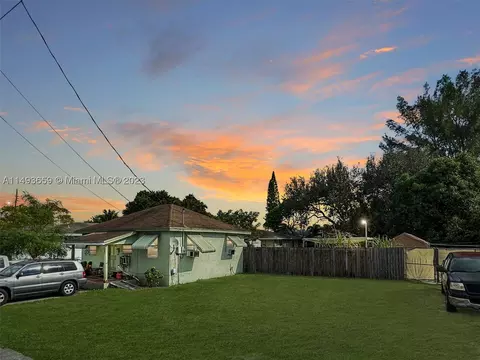914 NW 6th Ave, Hallandale Beach, FL 33009