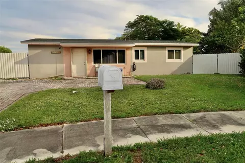 16711 NW 73rd Ave, Hialeah, FL 33015 photo 7