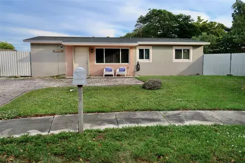 16711 NW 73rd Ave, Hialeah, FL 33015 photo 11