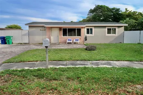 16711 NW 73rd Ave, Hialeah, FL 33015 photo 12