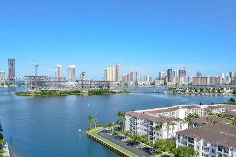 3250 NE 188th St #UPH01, Aventura, FL 33180